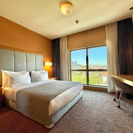 The Park Pendik ホテル