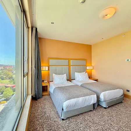 The Park Pendik ホテル