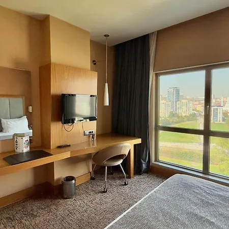 The Park Pendik Hotel 5*